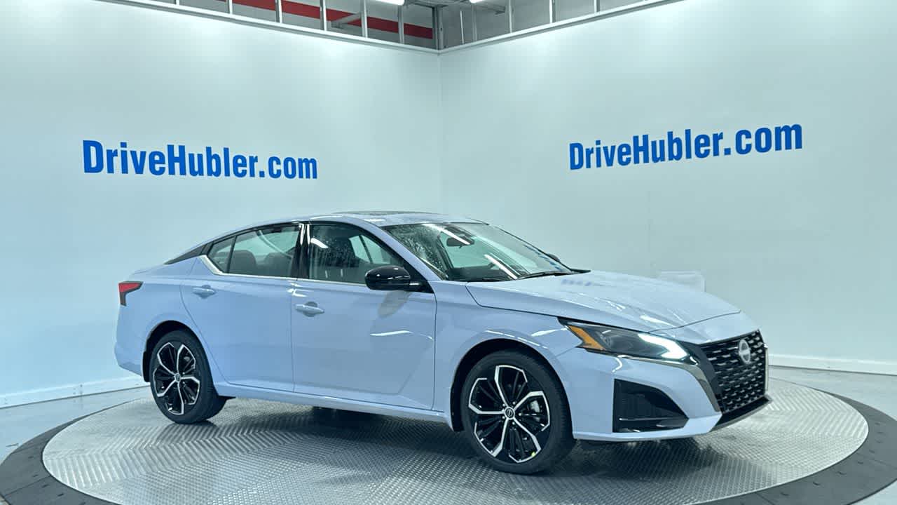 2025 Nissan Altima SR