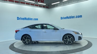 2025 Nissan Altima SR