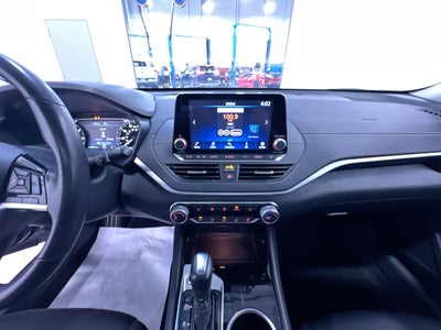 2022 Nissan Altima 2.5 SV