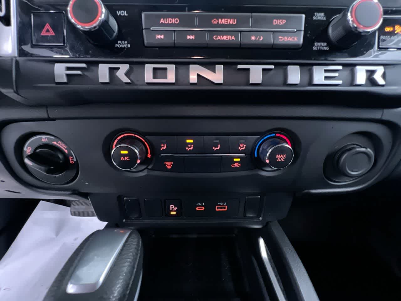 2025 Nissan Frontier SV