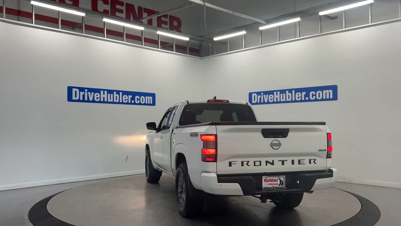 2025 Nissan Frontier SV
