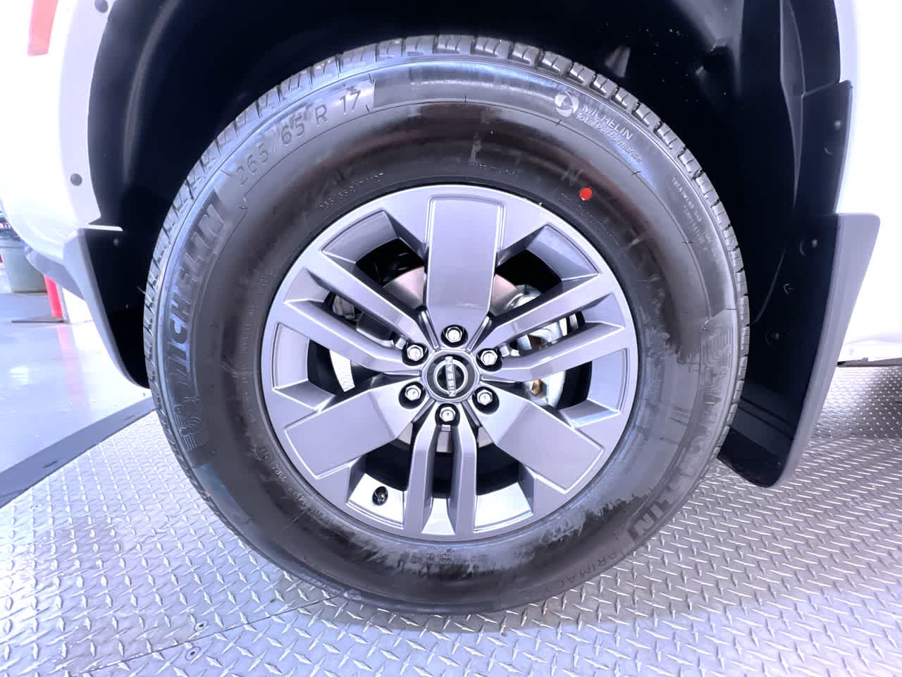 2027 Nissan Frontier SV