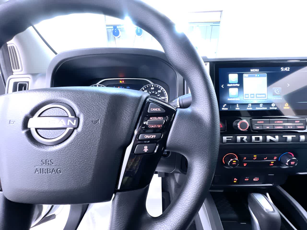 2027 Nissan Frontier SV