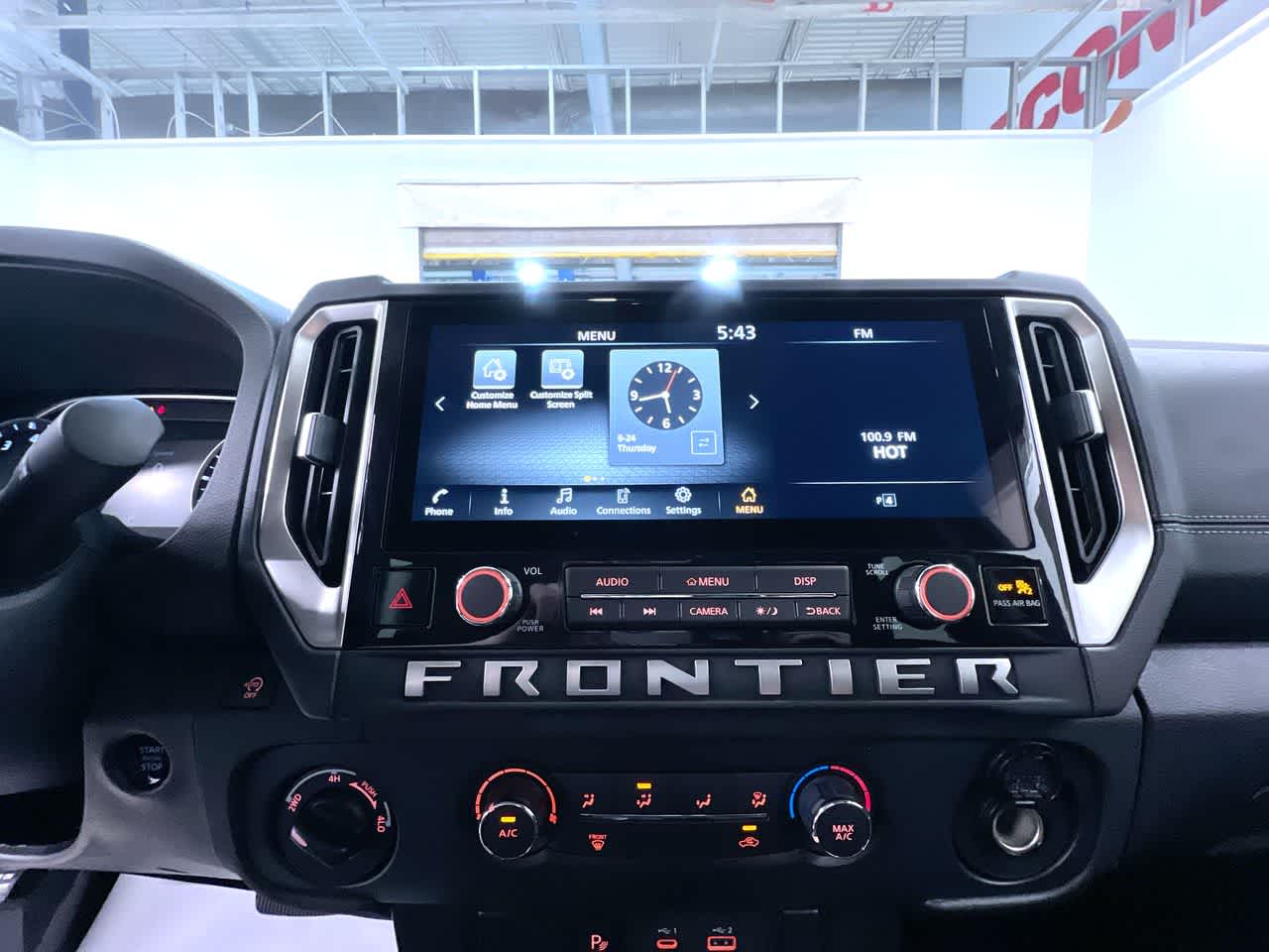 2027 Nissan Frontier SV
