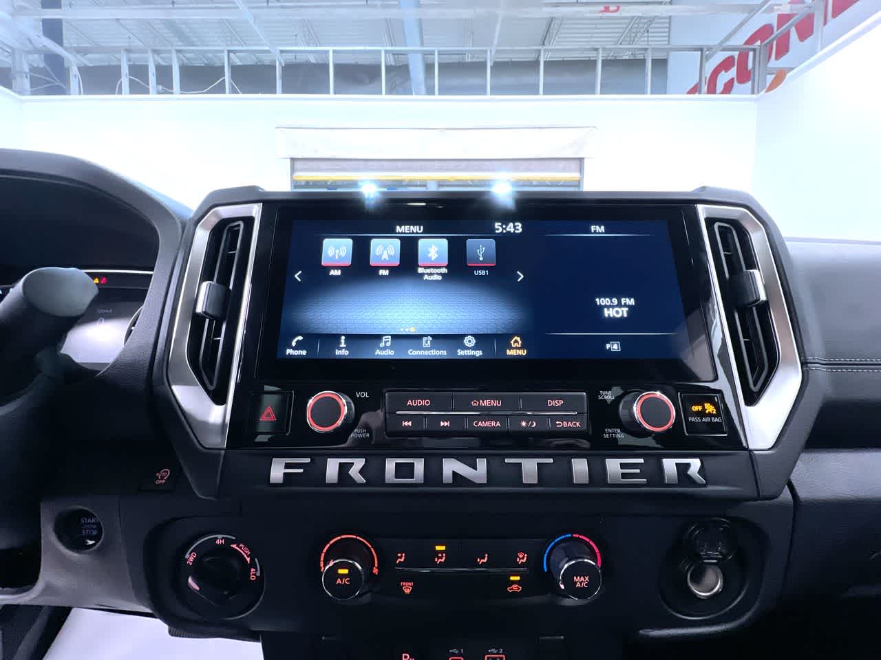 2027 Nissan Frontier SV