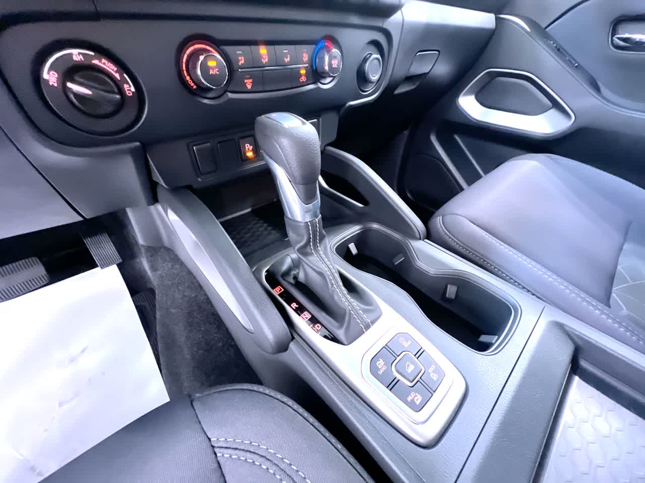 2027 Nissan Frontier SV