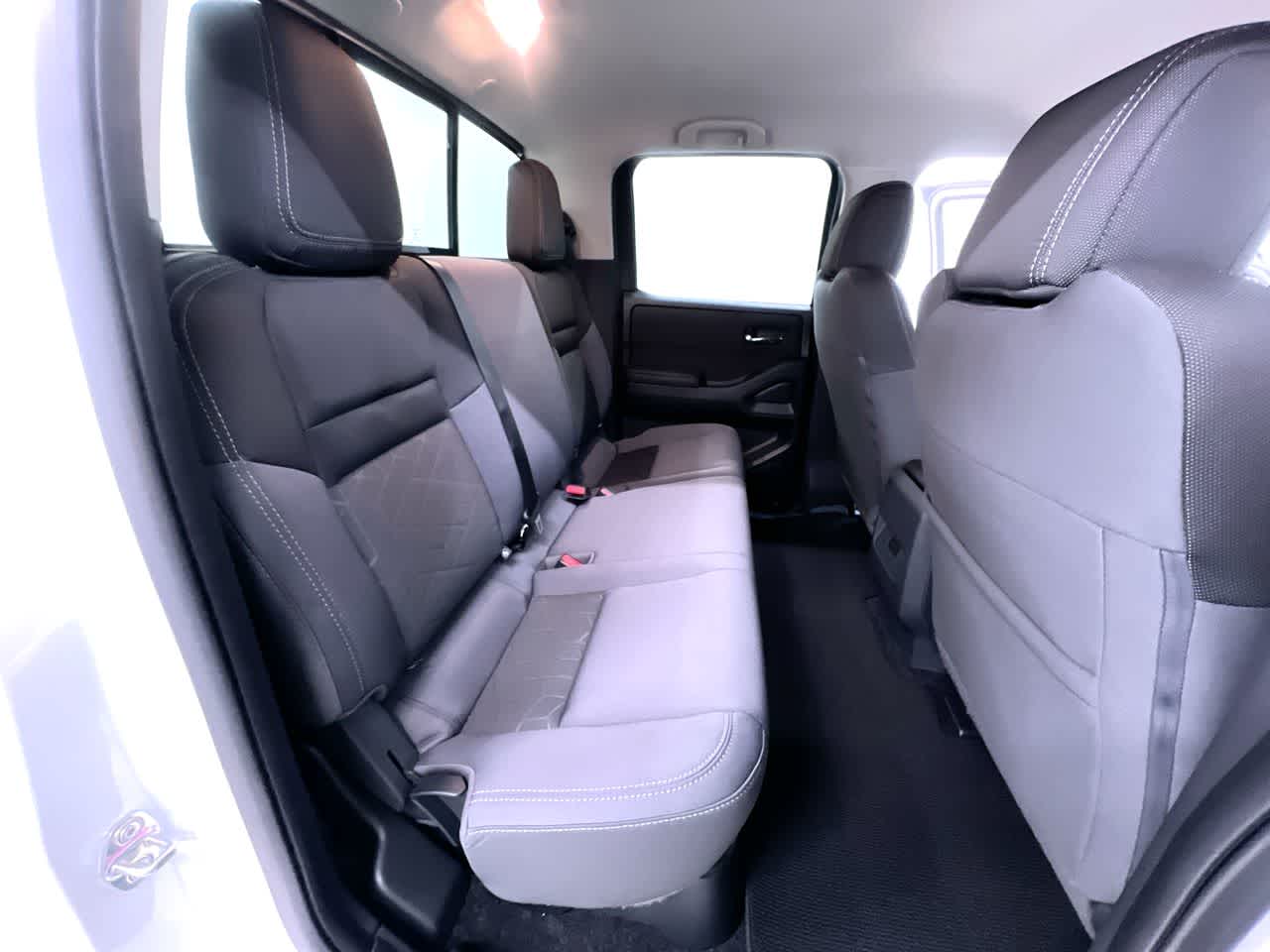2027 Nissan Frontier SV