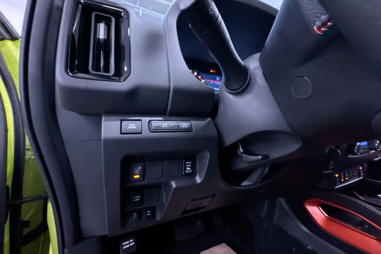 2026 Nissan Frontier PRO-4X w/R Package