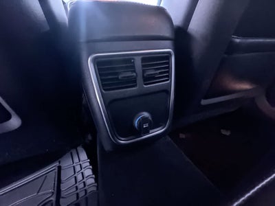 2014 Chrysler 300 4dr Sdn AWD