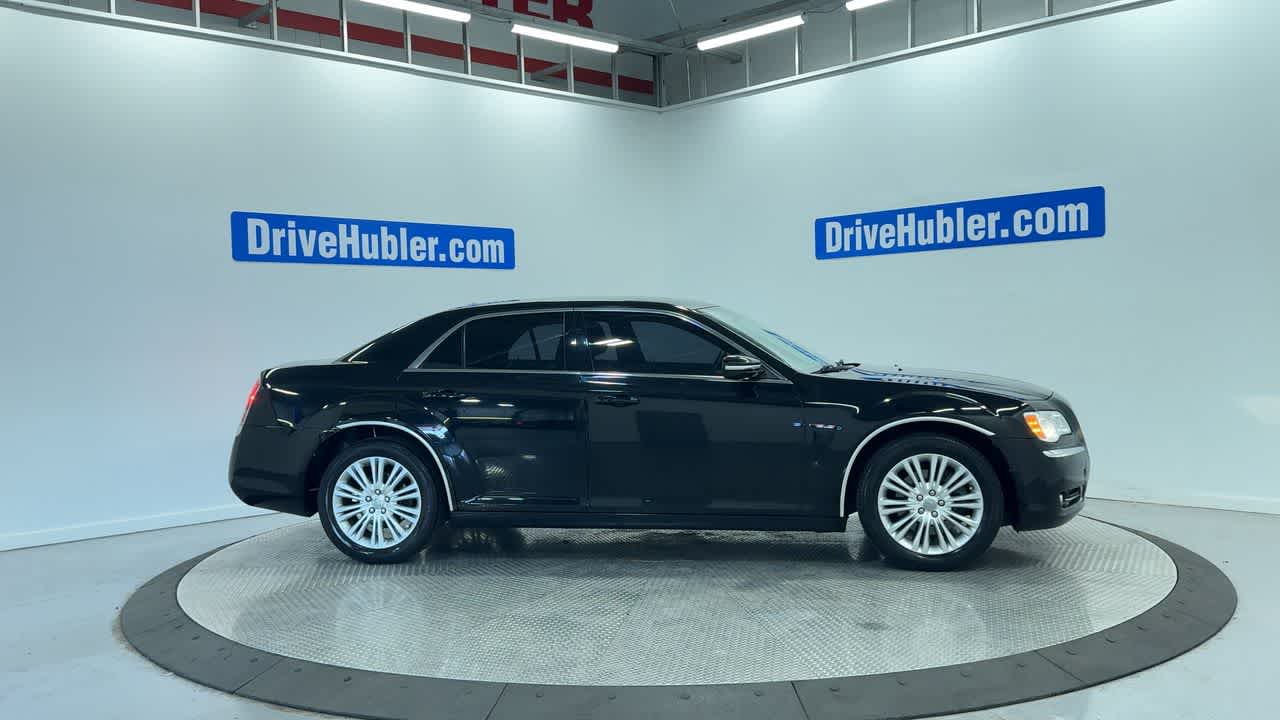 2014 Chrysler 300 4dr Sdn AWD
