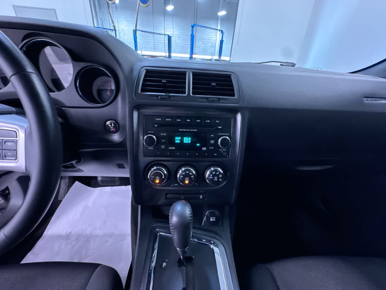 2014 Dodge Challenger SXT