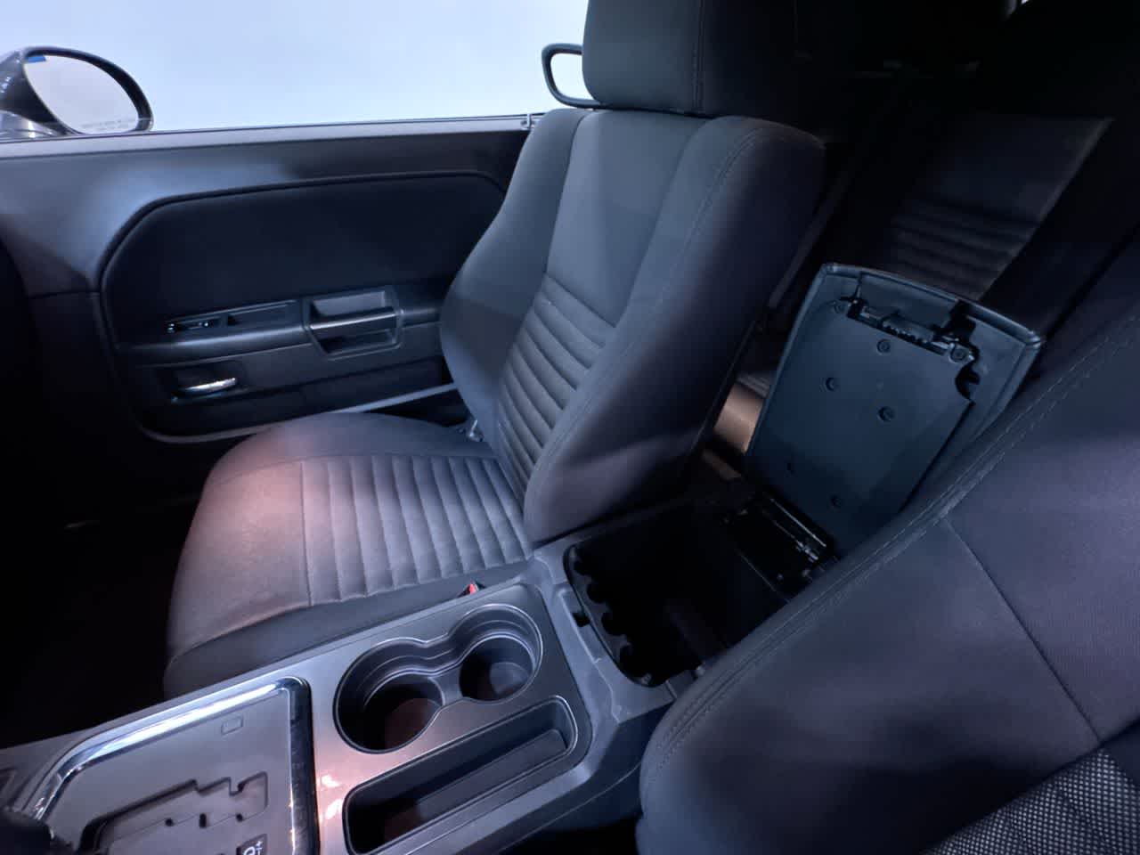 2014 Dodge Challenger SXT