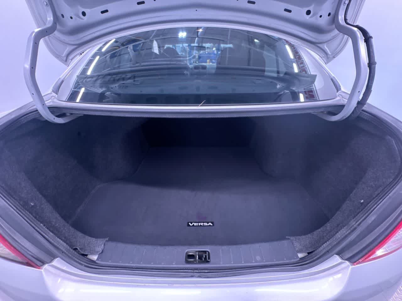 2015 Nissan Versa S Plus