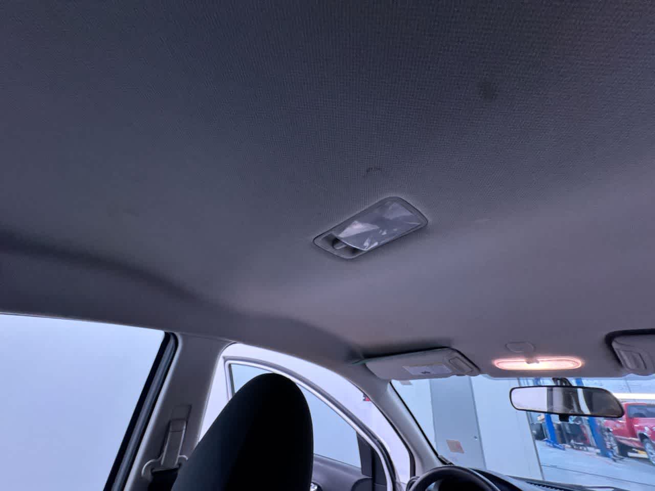 2018 Nissan Versa Sedan SV