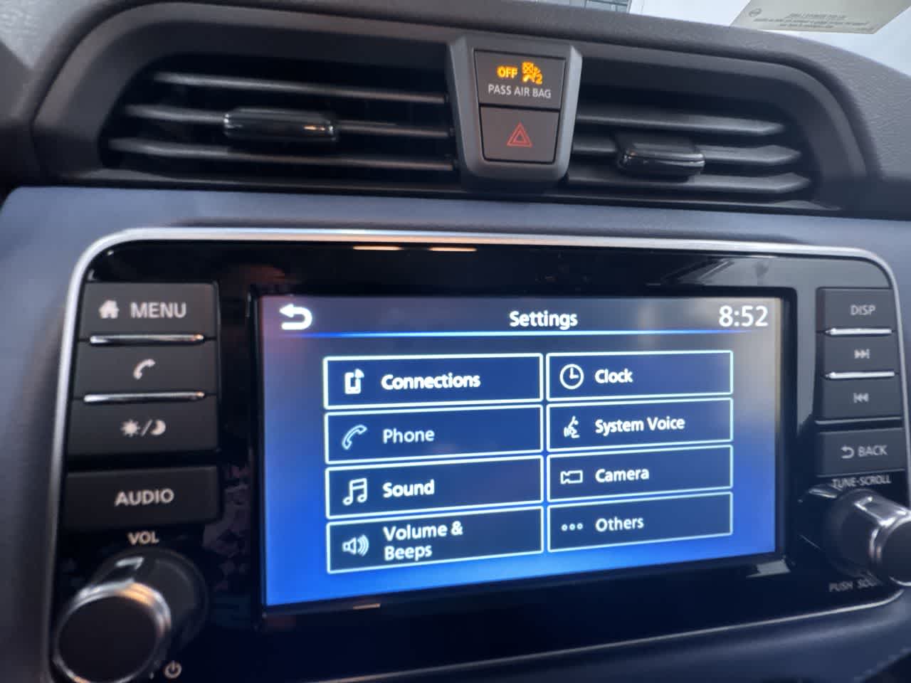 2025 Nissan Versa SV