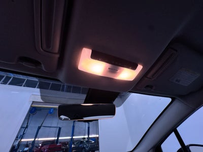 2022 Nissan Versa SR