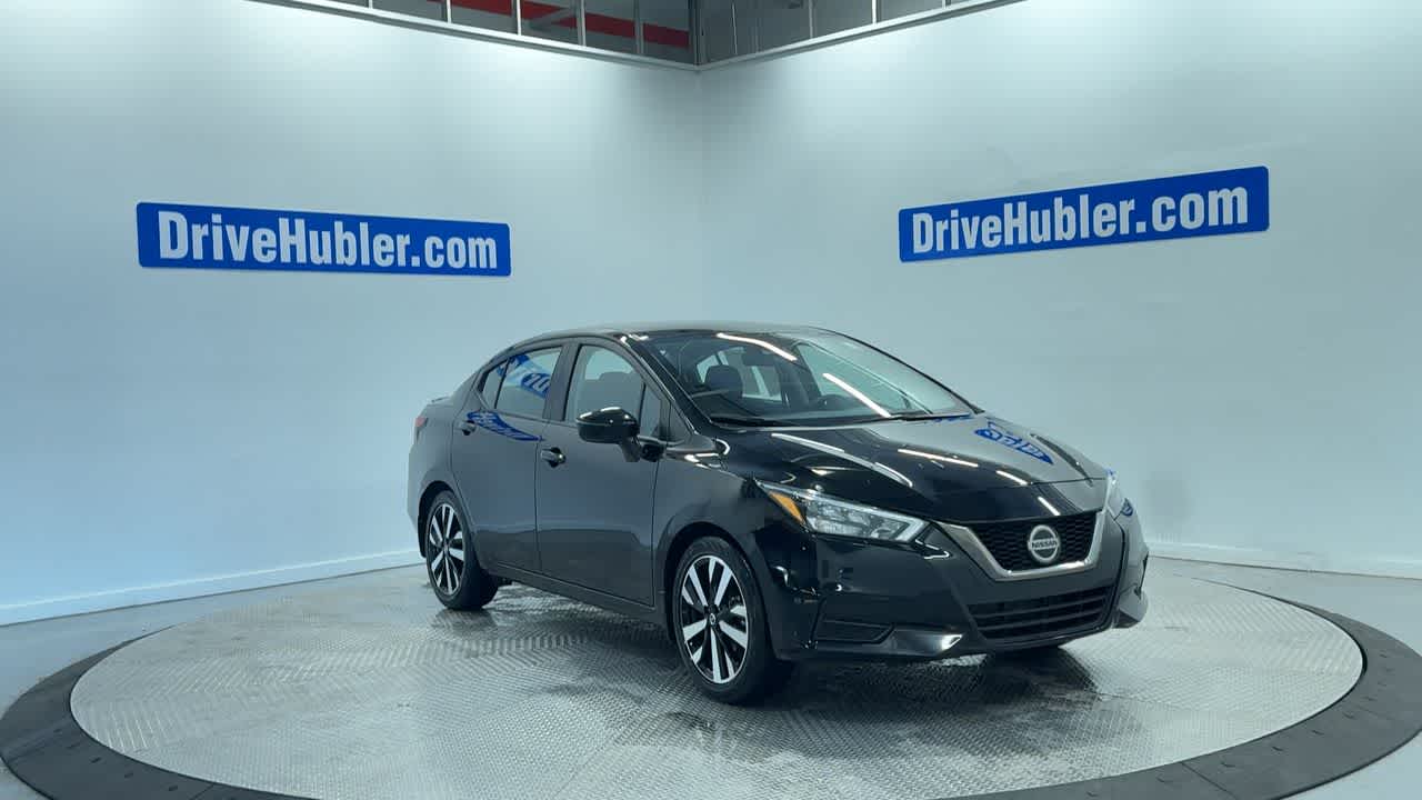 2022 Nissan Versa SR