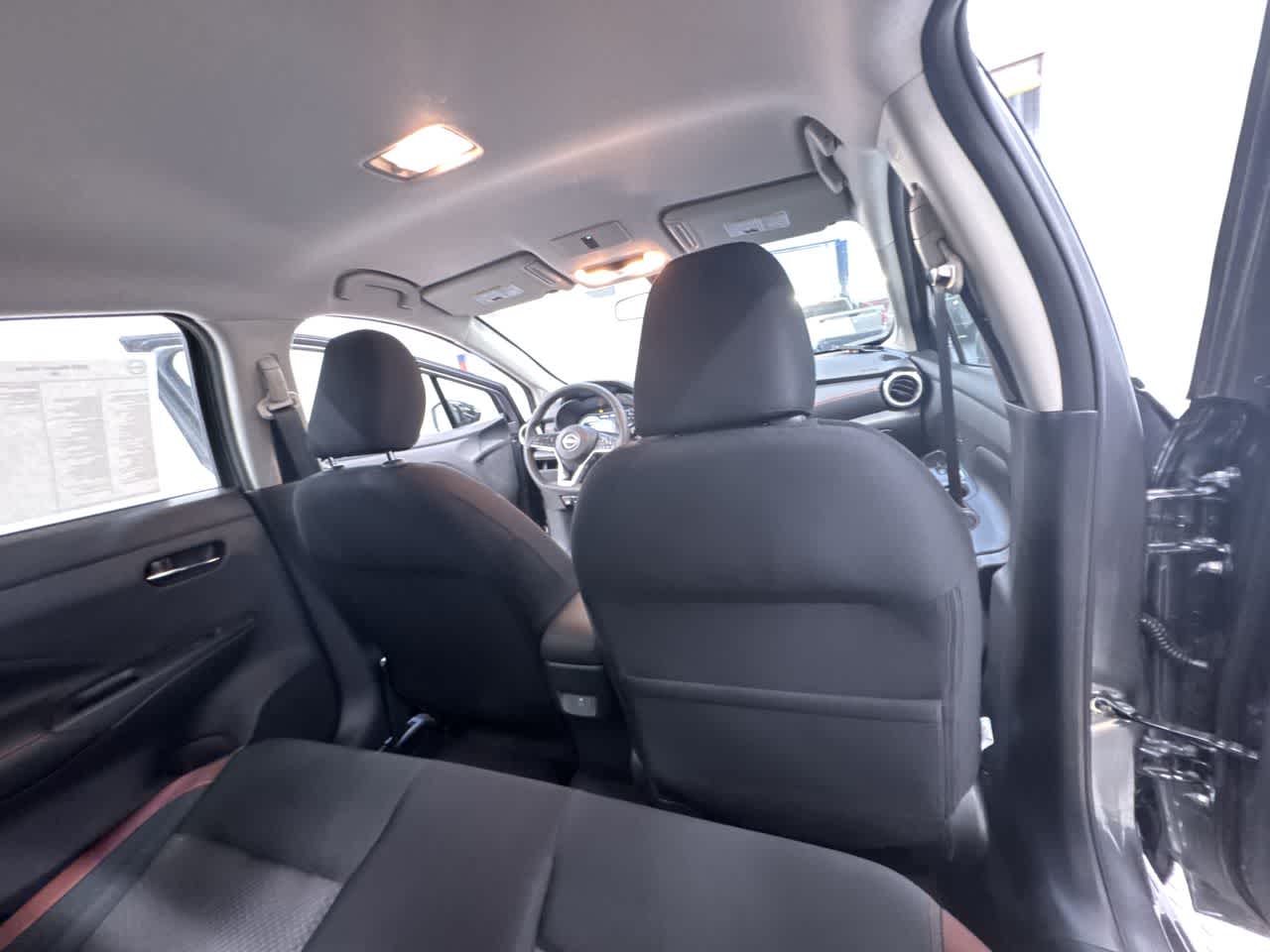 2025 Nissan Versa SR