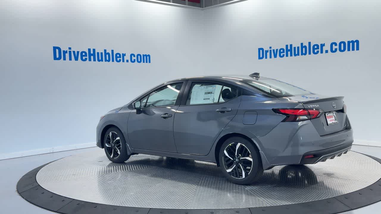 2025 Nissan Versa SR