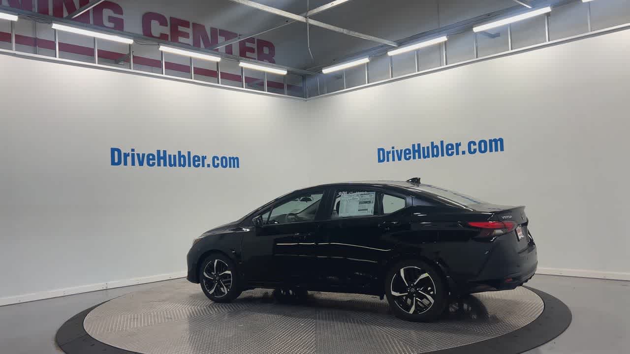 2025 Nissan Versa SR