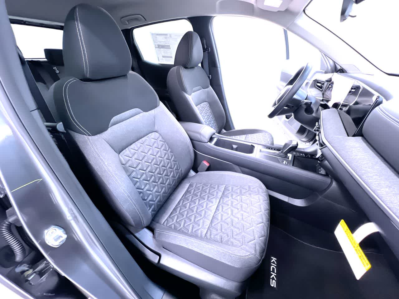 2027 Nissan Kicks SV