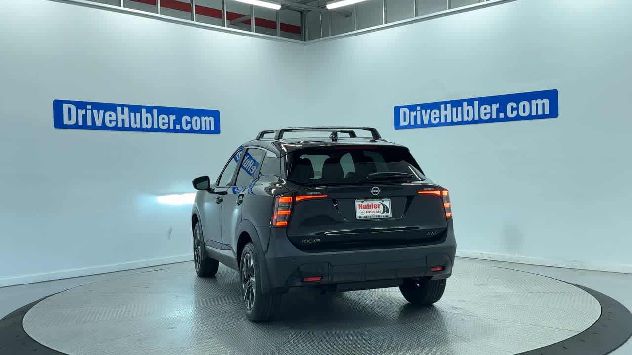 2026 Nissan Kicks SV