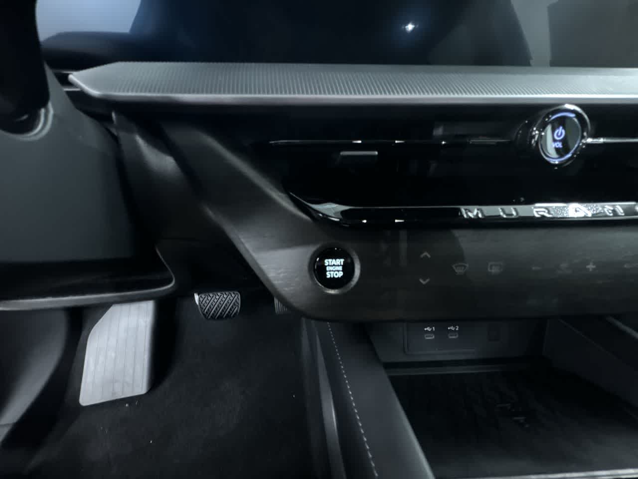 2025 Nissan Murano SV