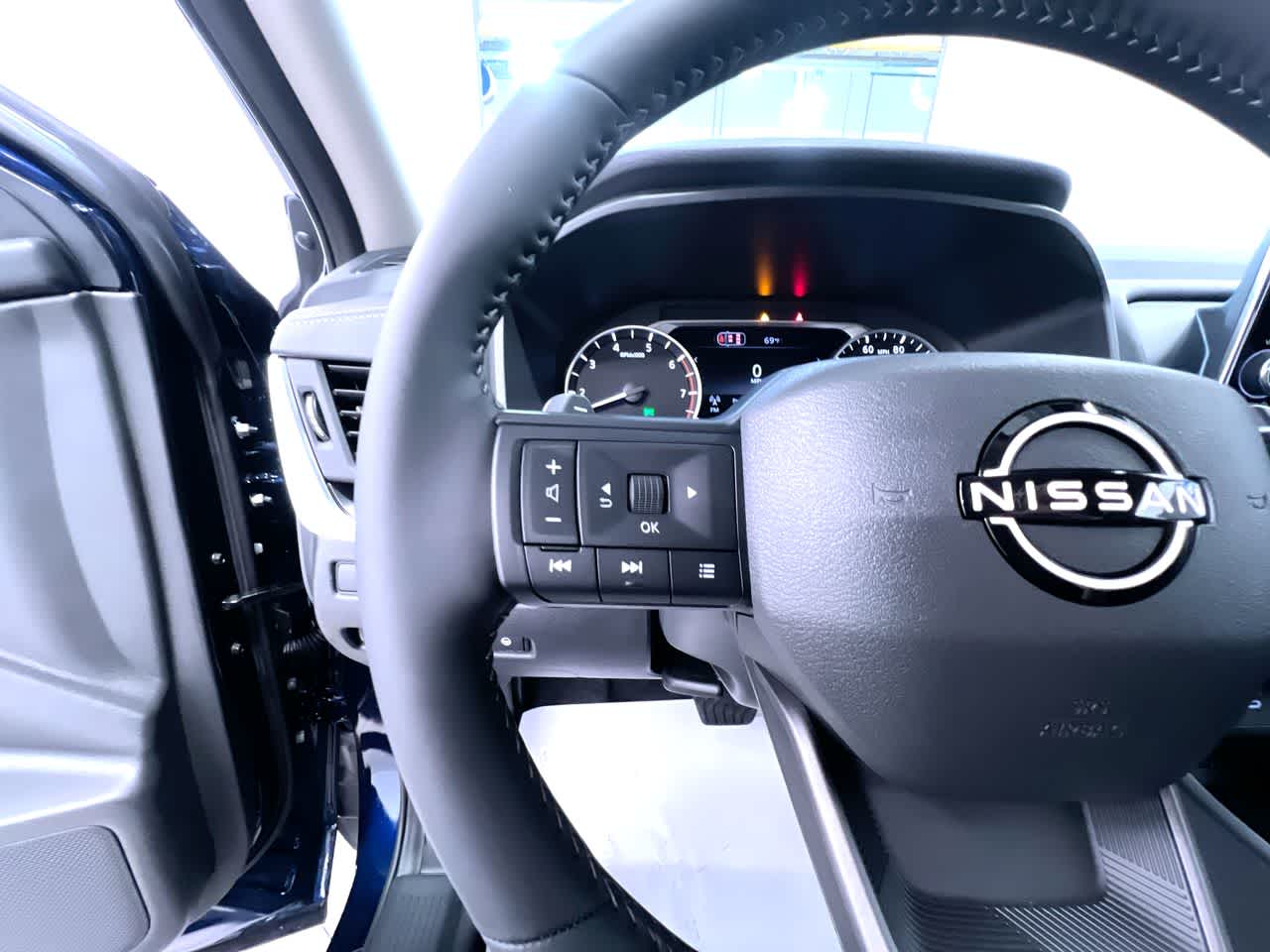2027 Nissan Rogue Base
