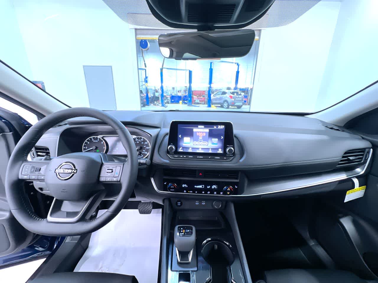2027 Nissan Rogue Base