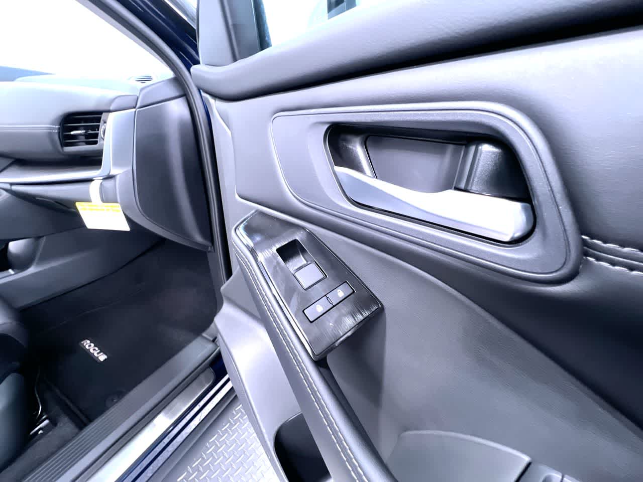 2027 Nissan Rogue Base