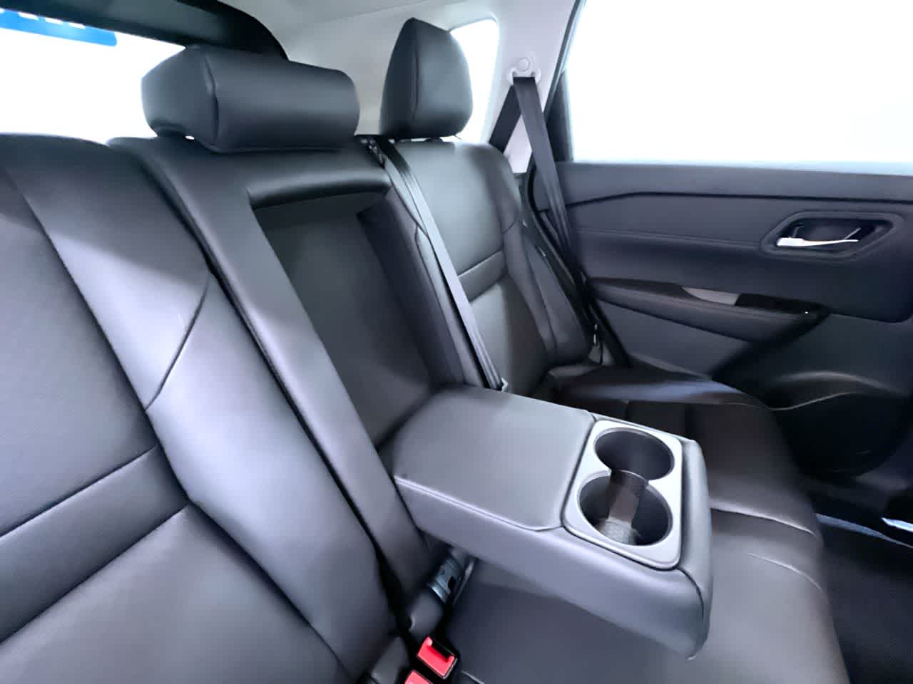 2027 Nissan Rogue Base