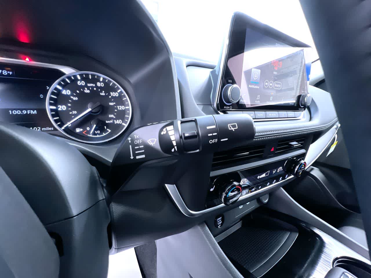 2027 Nissan Rogue Base