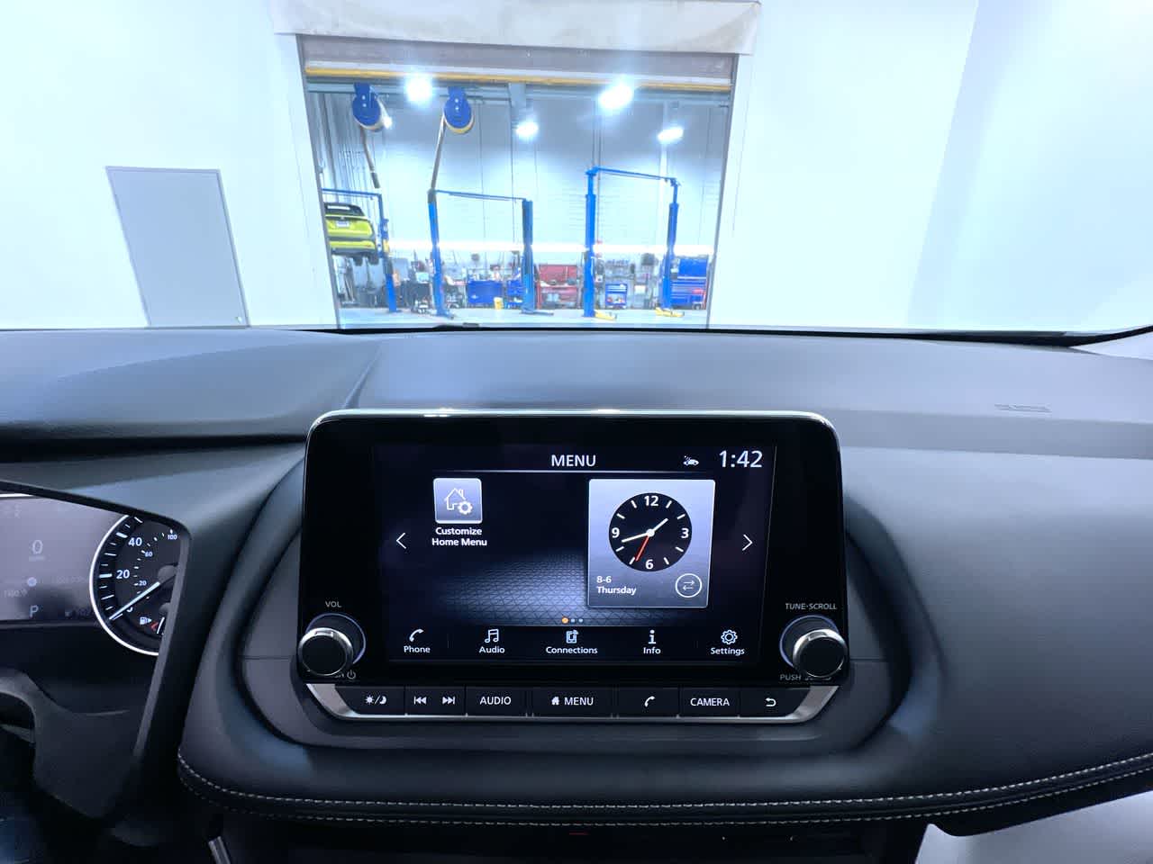 2027 Nissan Rogue Base