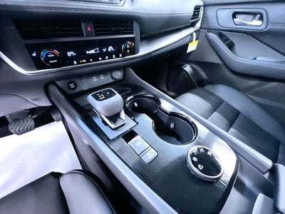 2027 Nissan Rogue Base