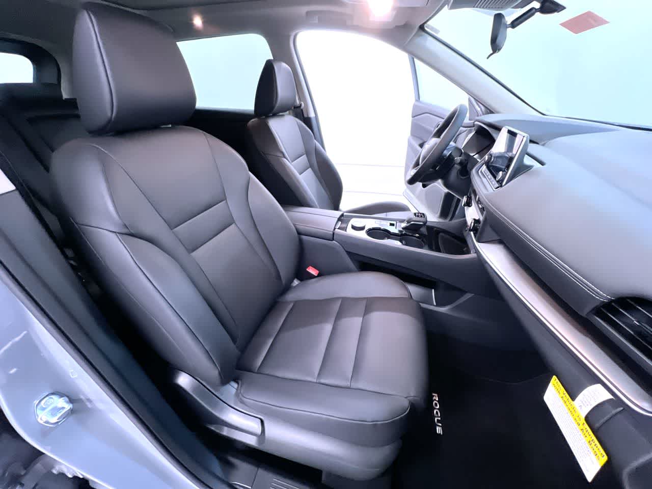 2027 Nissan Rogue Base