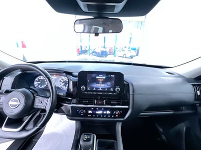 2023 Nissan Pathfinder SV