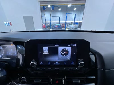 2023 Nissan Pathfinder SV