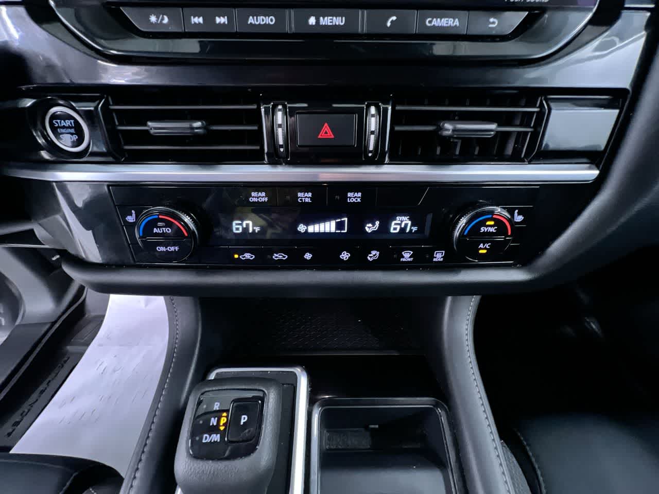 2023 Nissan Pathfinder SV