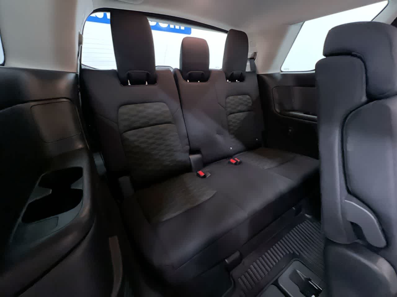2023 Nissan Pathfinder SV