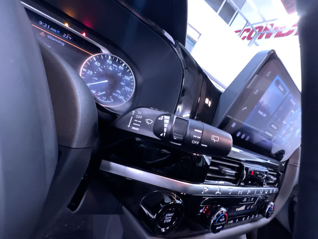 2026 Nissan Pathfinder SV