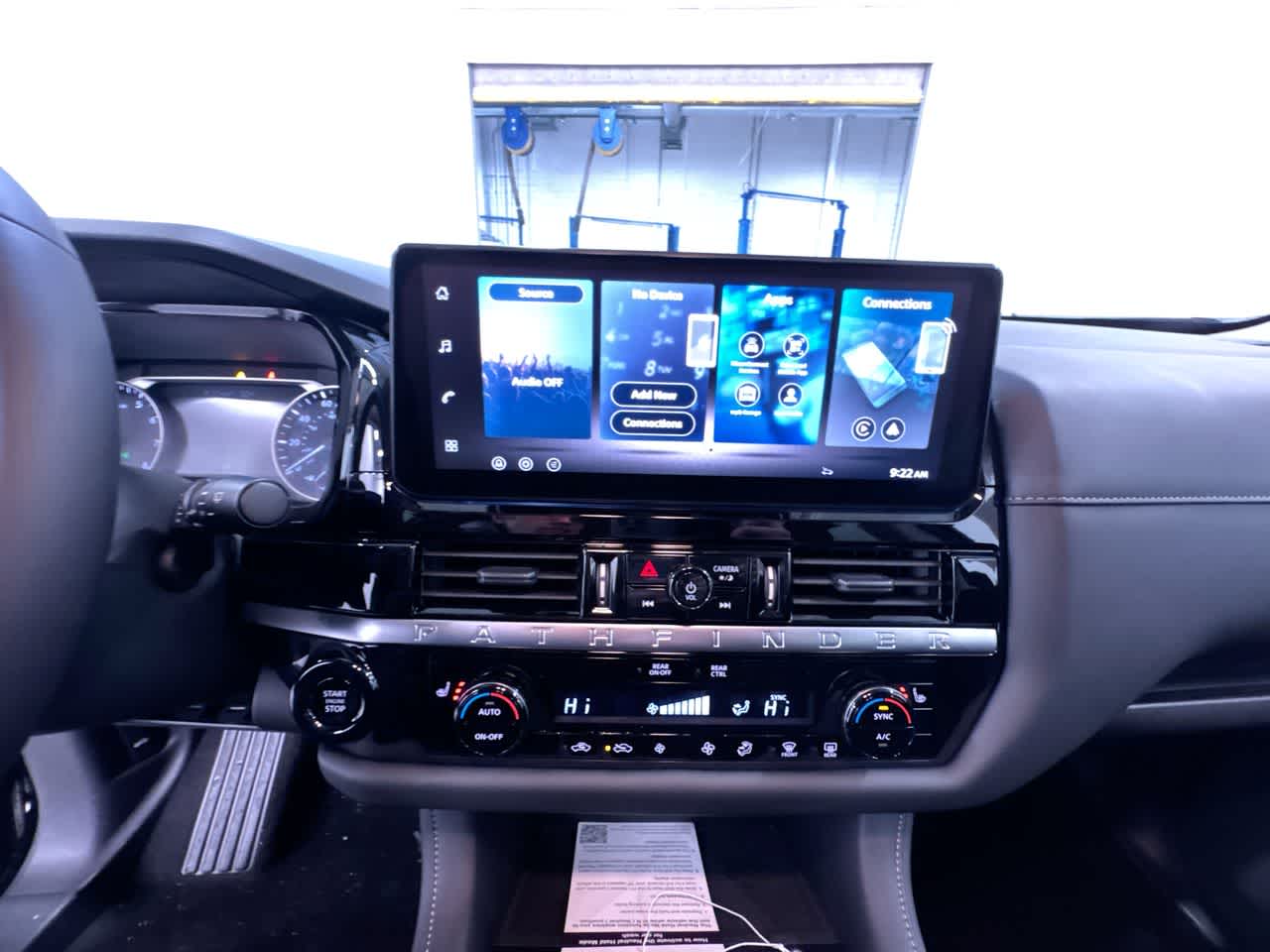 2026 Nissan Pathfinder SV