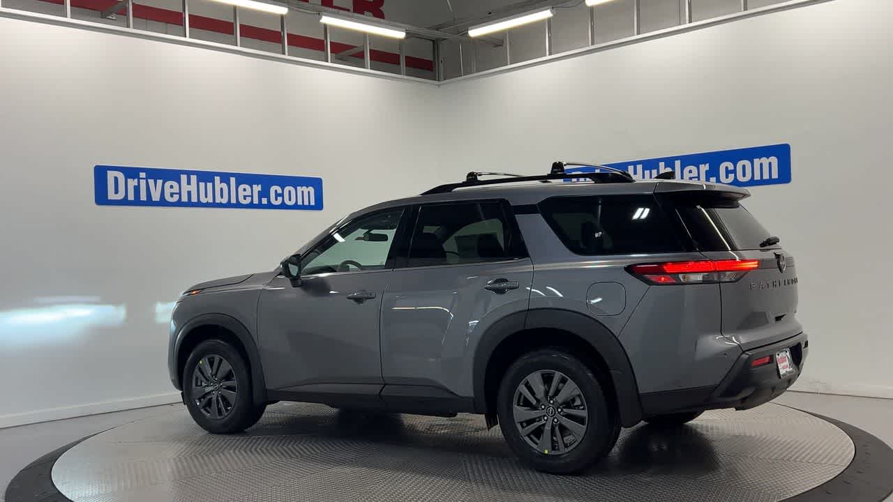 2026 Nissan Pathfinder SV