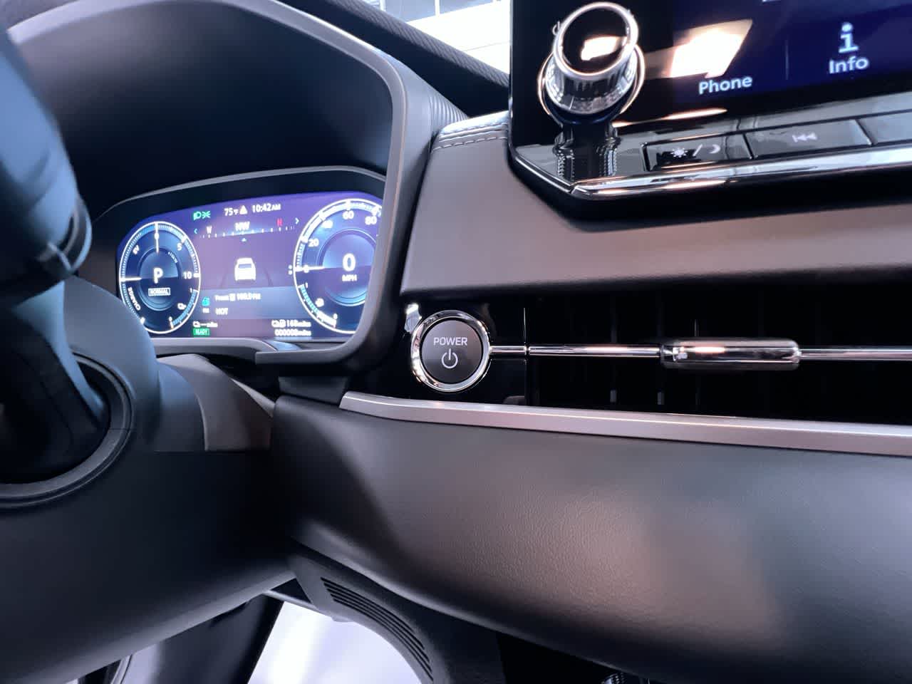 2026 Nissan Rogue Plug-In Hybrid Platinum