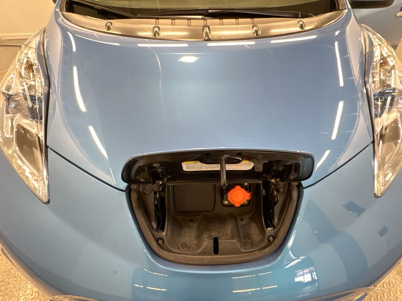 2012 Nissan LEAF SV