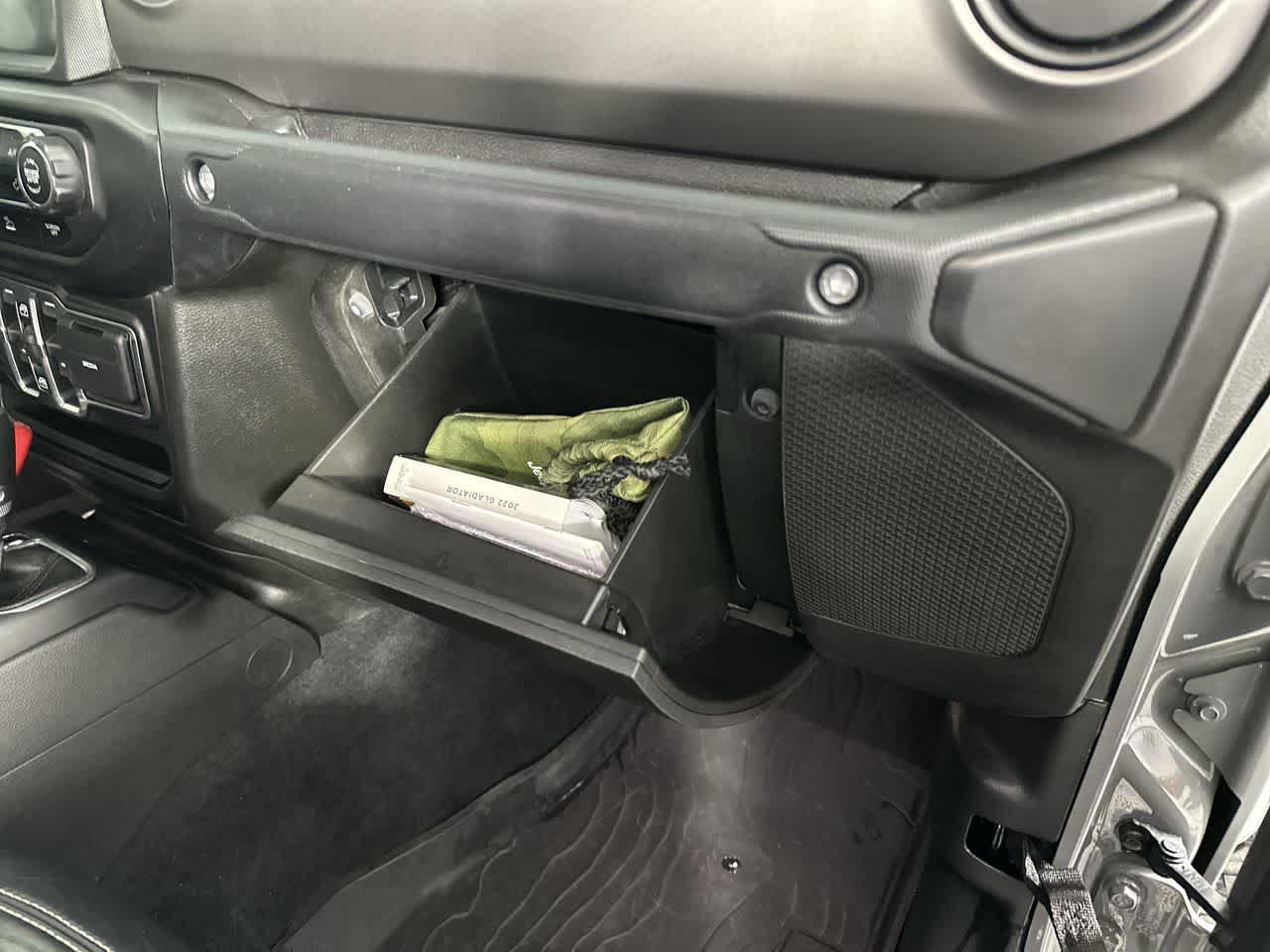 2022 Jeep Gladiator Sport S