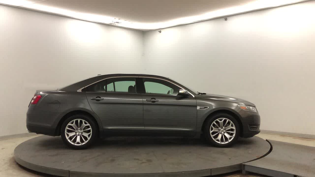 2019 Ford Taurus Limited