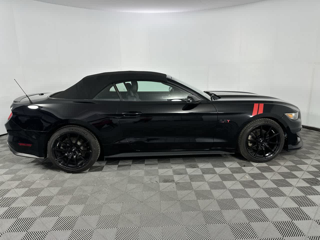 2015 Ford Mustang EcoBoost Premium