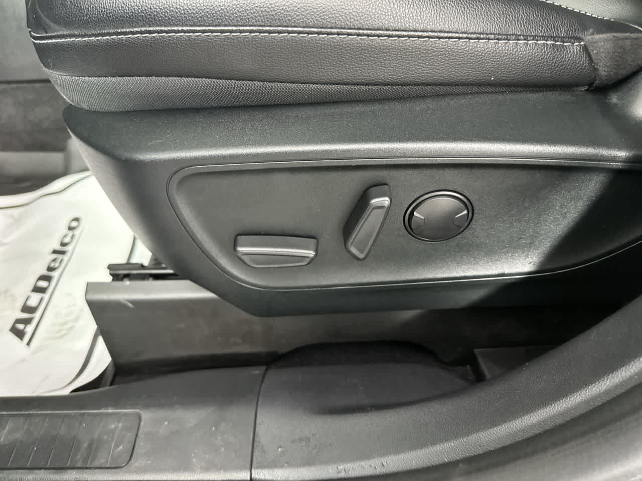 2022 Ford Escape SEL Hybrid