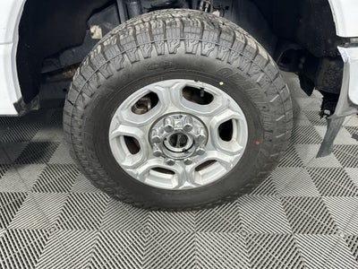 2025 Ford Super Duty F-250 Pickup XLT