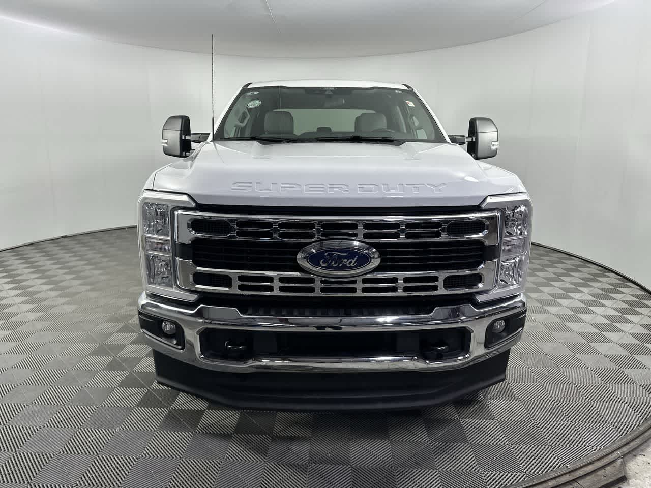 2025 Ford Super Duty F-250 Pickup XLT